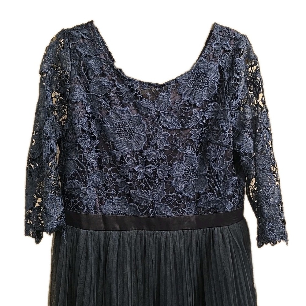 NEW Ibtom Castle Dress Women 2X Navy Blue Gown Lace Top Pleatedβ Bottom